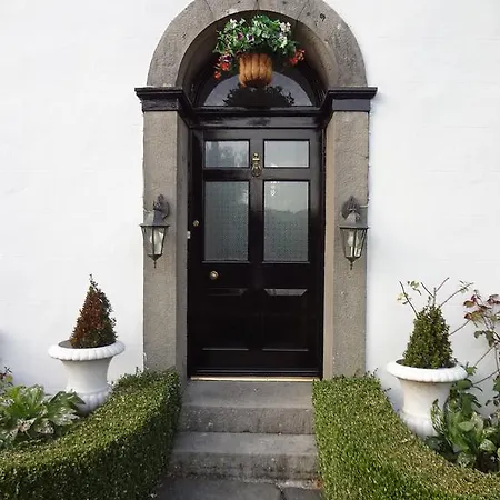 The Hill Bed and breakfast 4*
