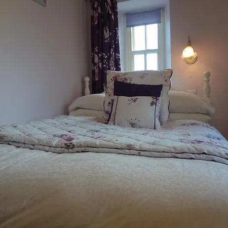 Bed & Breakfast The Hill 4*