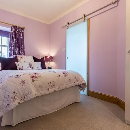 The Hill Bed & Breakfast